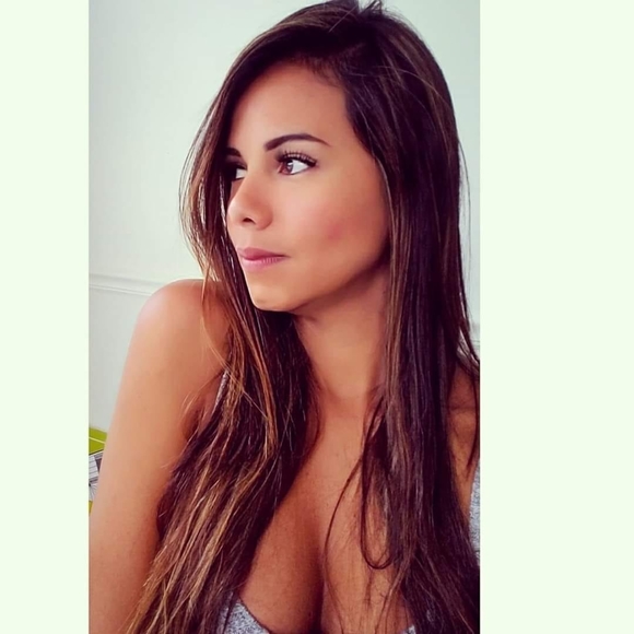 Meet your Posher, Clau - Picture 1 of 1